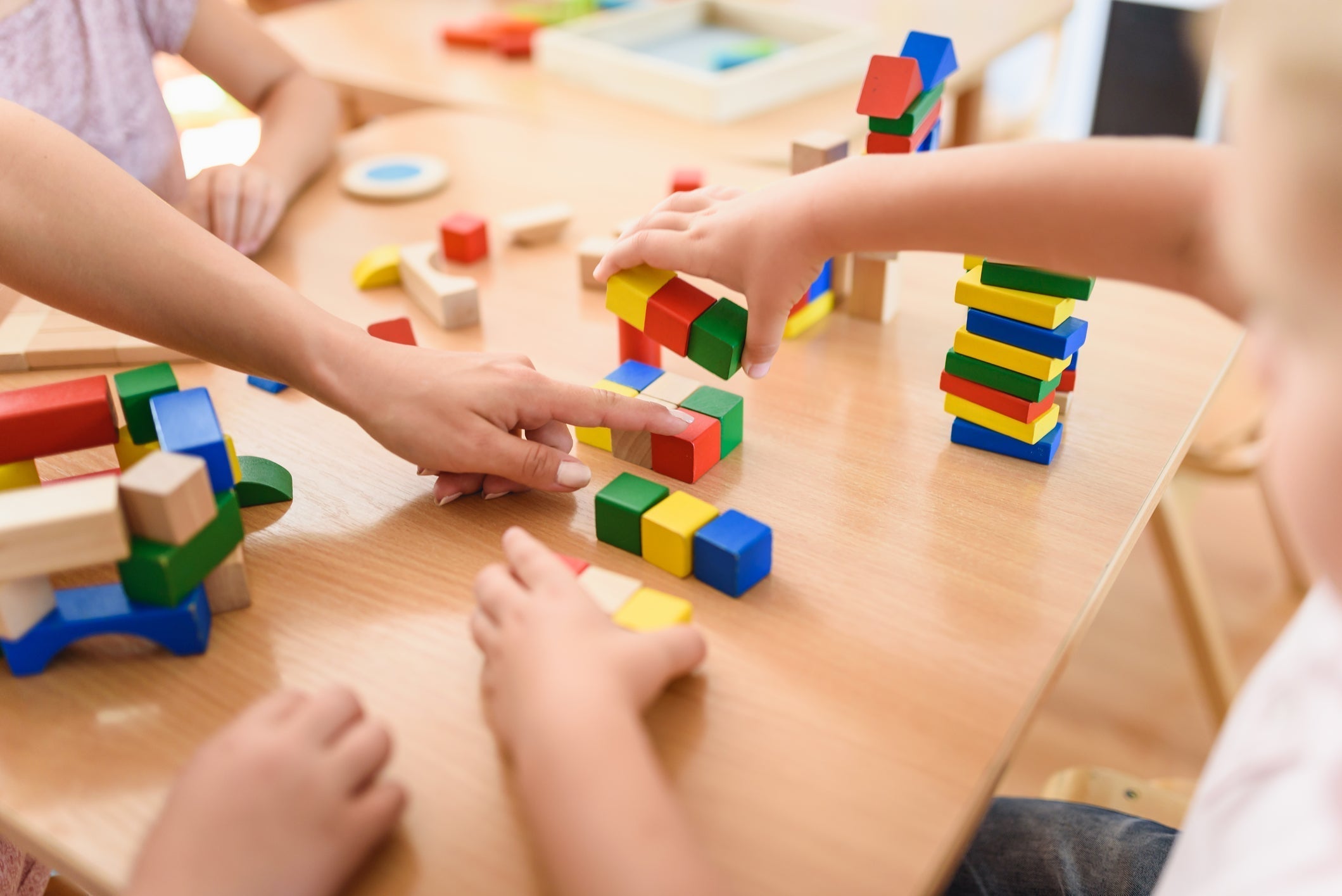 Best Montessori Toys for Specific Skills (Motor, Language, Problem-Solving)
