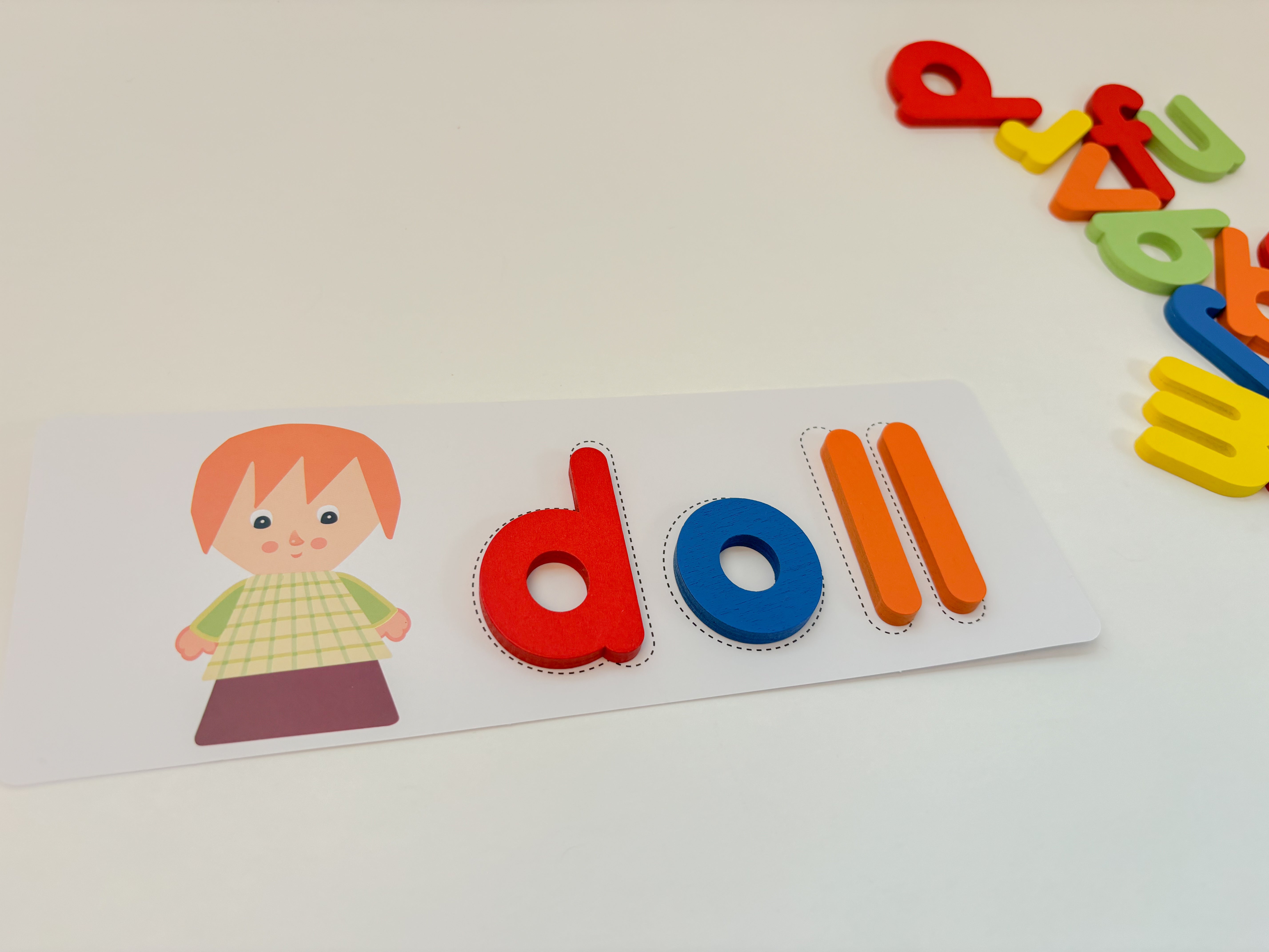 Montessori Alphabet Puzzle – Learn letters & spelling.